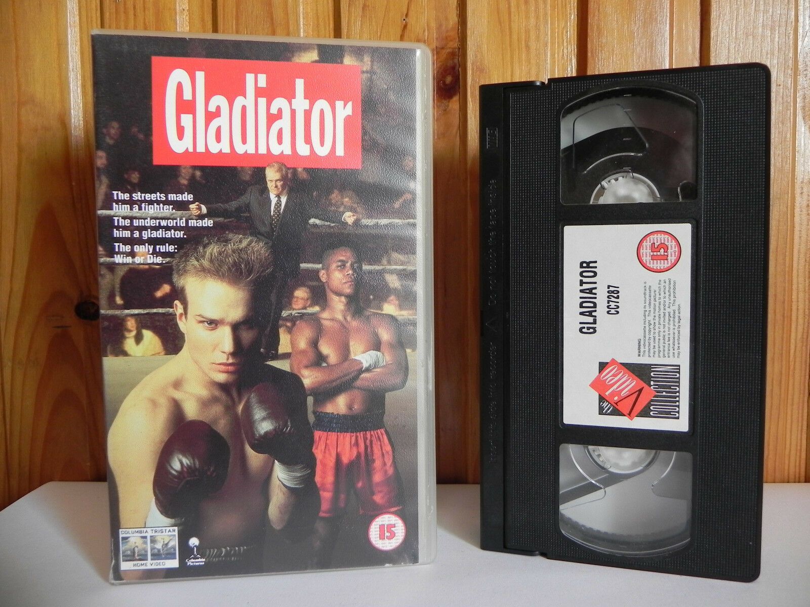 Gladiator - Columbia Tristar - Drama - Cuba Gooding, Jr. - James Marshall - VHS-