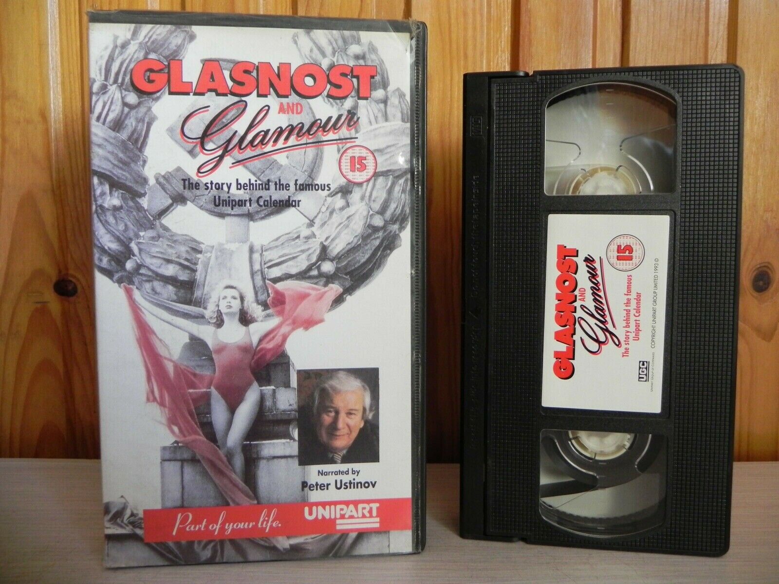 Glasnost And Glamour - The Story Behind The Famous Unipart Calendar - Pal VHS-