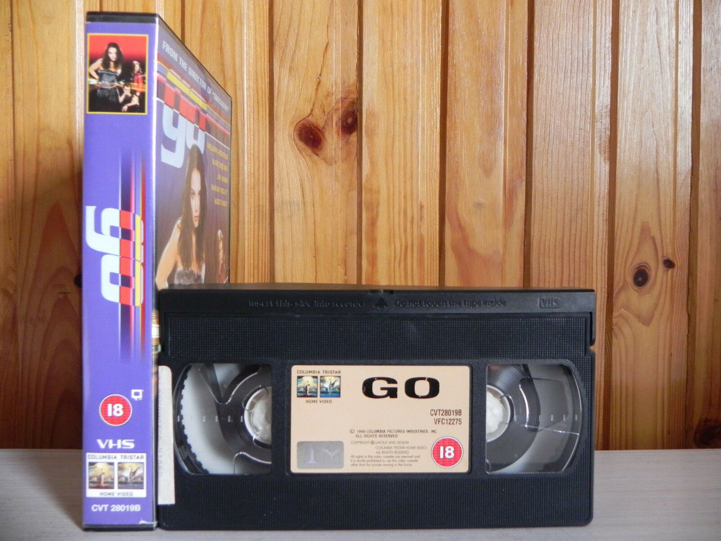 Go (1999); [Free Postcard] Crime Comedy - Large Box - Katie Holmes - Pal VHS-