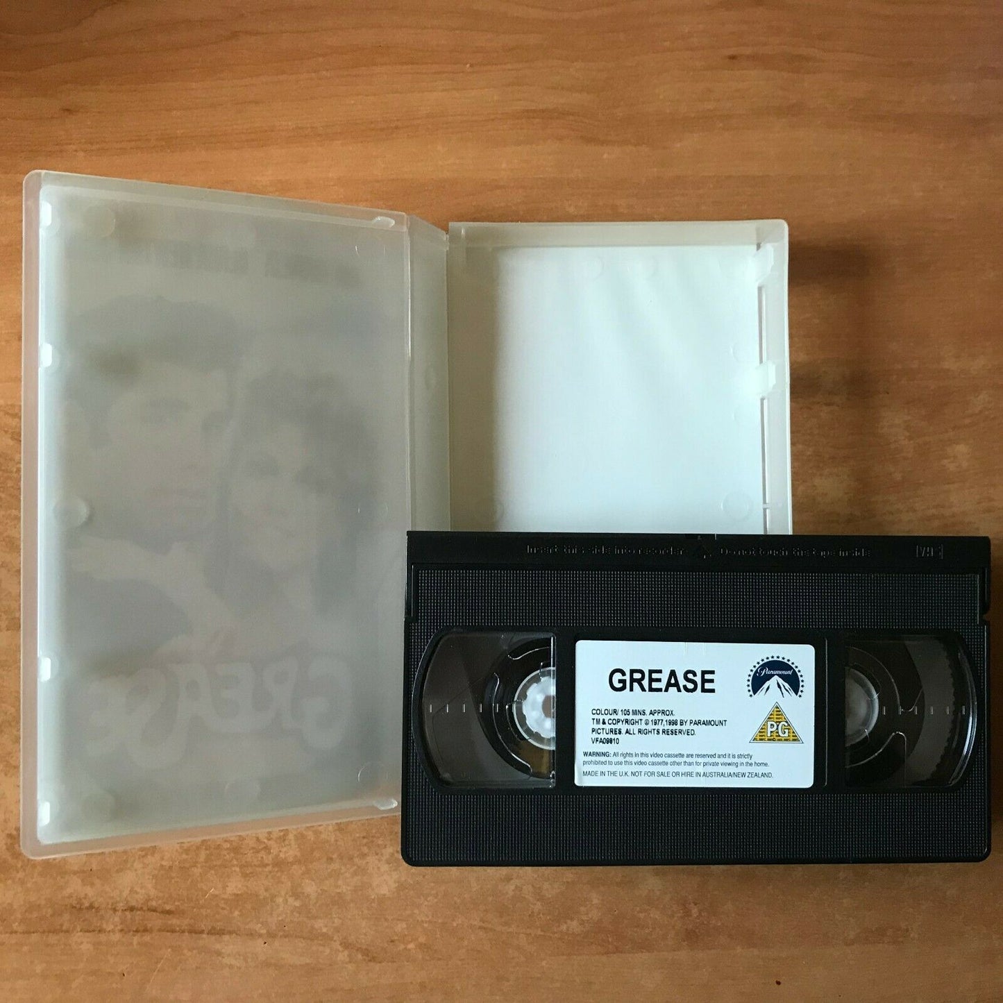 Grease (1978); [Digitally Remastered] Including Video Bonus - Musical - Pal VHS-