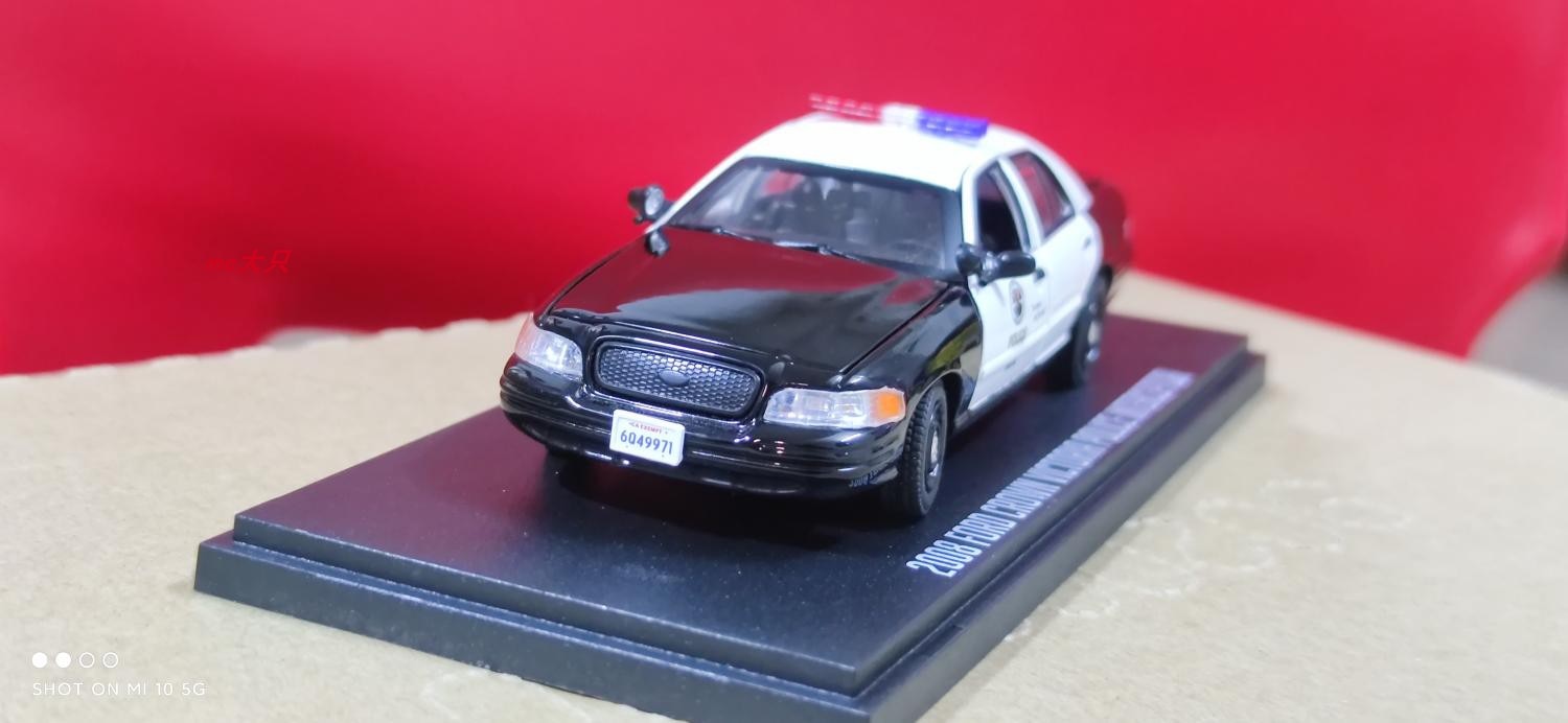 GreenLight 1:43 2008 Ford Crown Victoria Interceptor Alloy model car Metal toys for childen kids diecast gift-