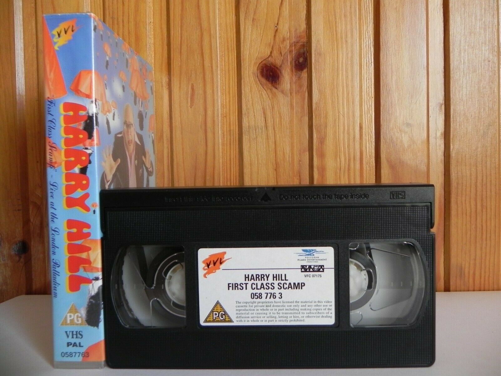 Harry Hill: First Class Scamp - Live - London Palladium - British Comedy - VHS-