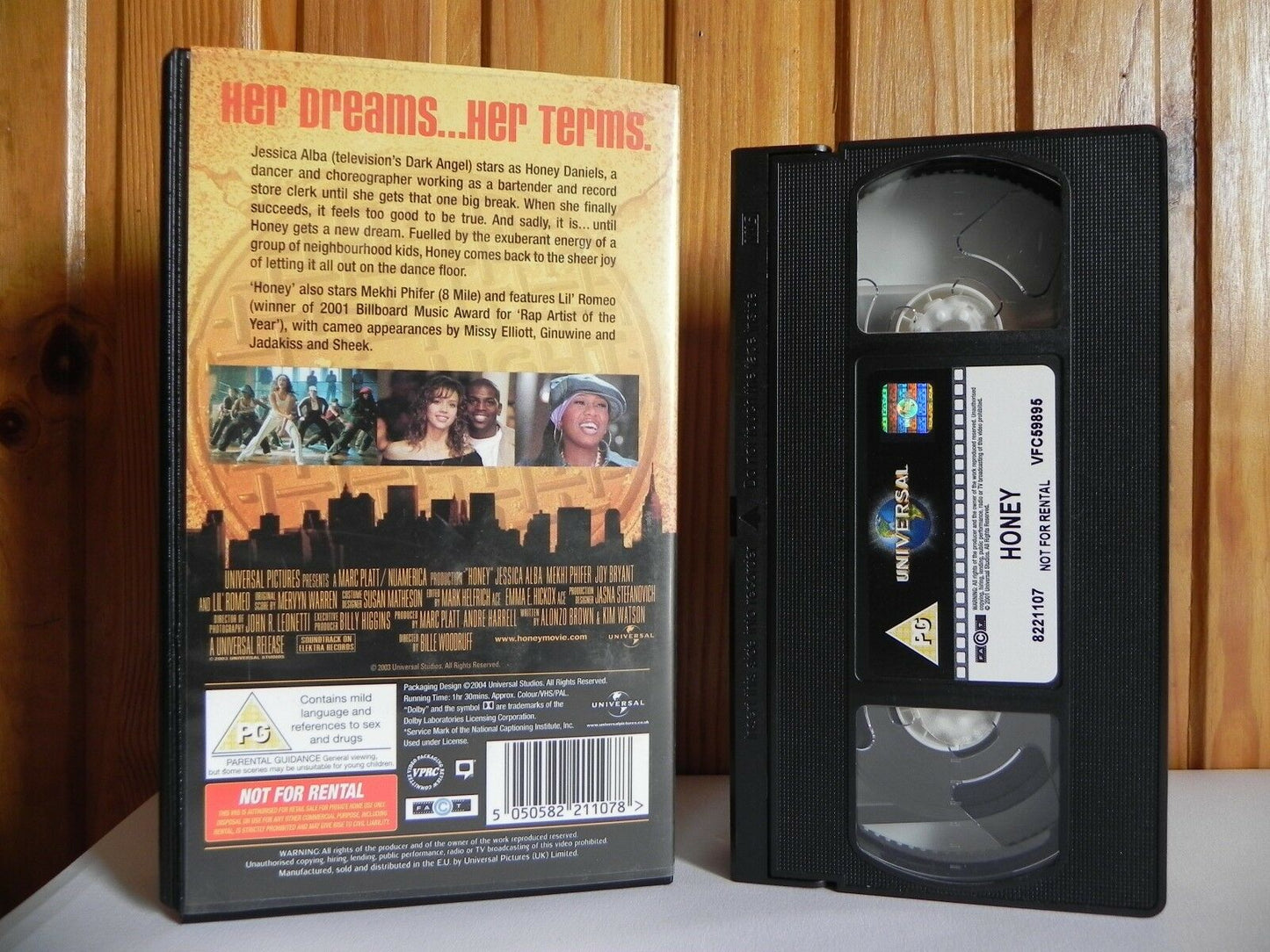 Honey - Universal - Musical - Jessica Alba - Missy Elliott - Lil' Romeo - VHS-