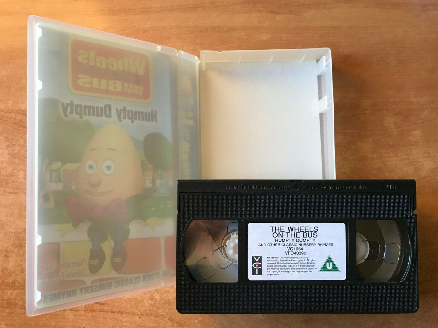 Humpty Dumpty: The Wheels Of The Bus [Dawn French] Nursery Rhymes - Pal VHS-