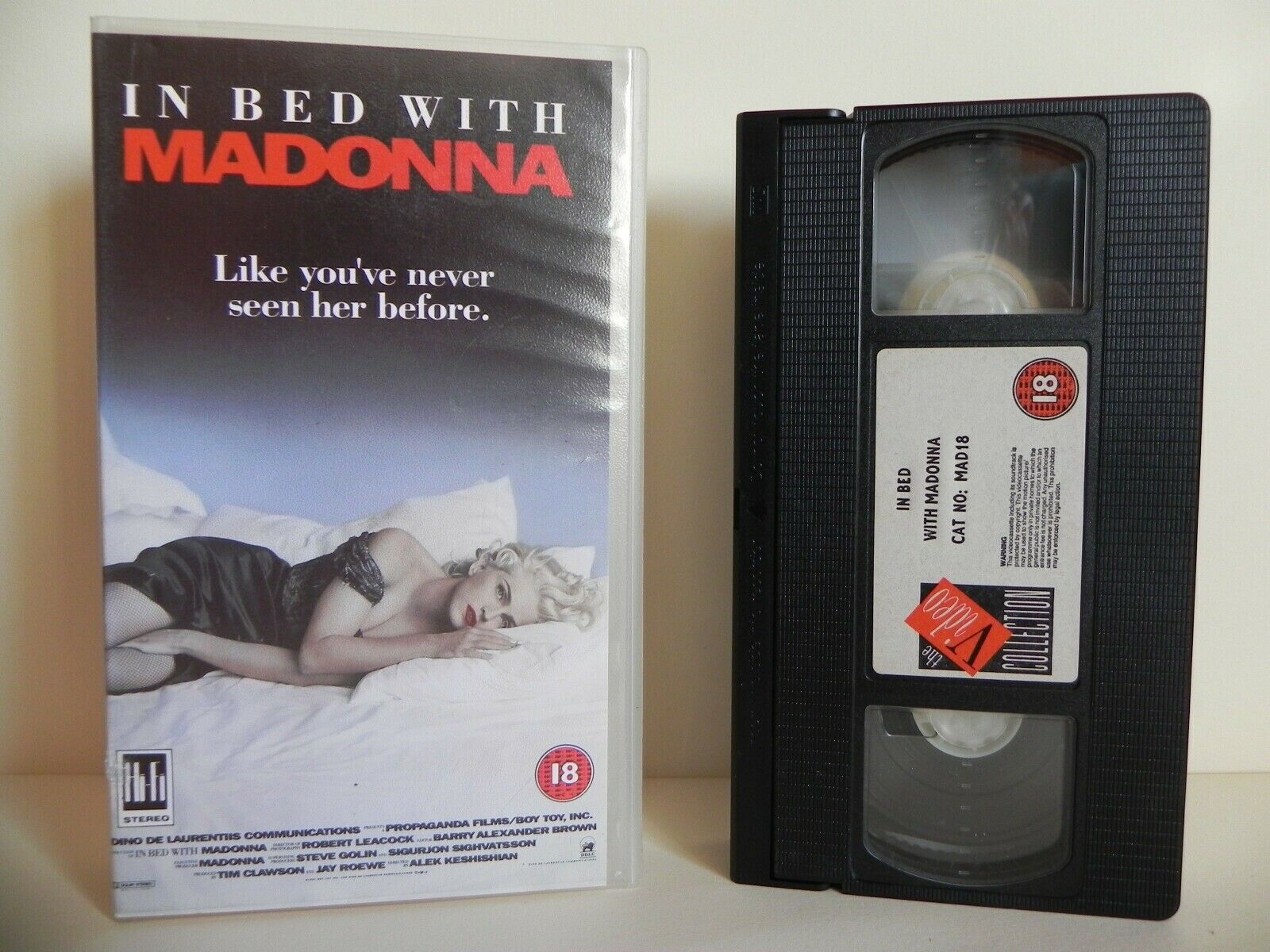 In Bed With Madonna - Hi-Fi Stereo - Documentary - Concert Footage - Pal VHS-