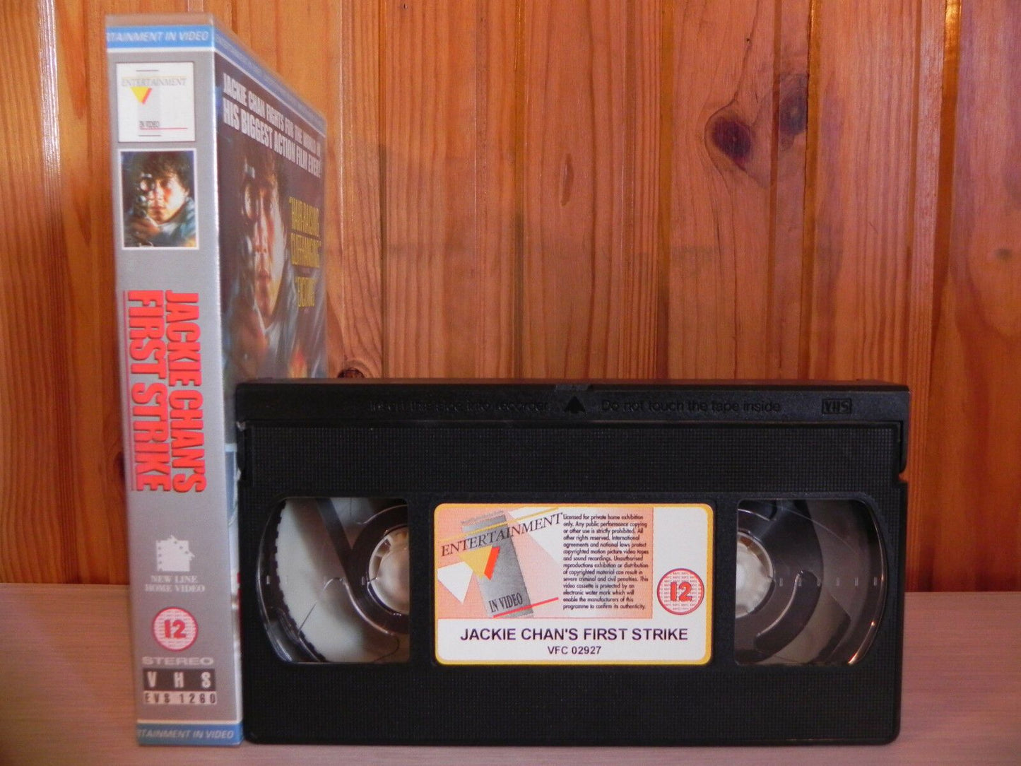 Jackie Chan's First Strike - Jackie Chan - Kung-Fu Action - EVS1260 VHS - Video-