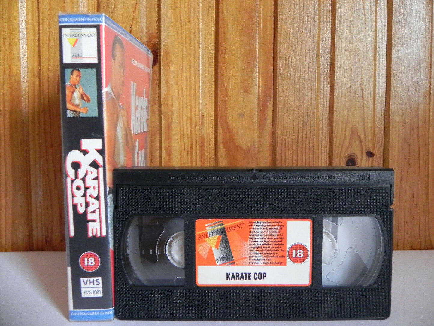 Karate Cop - Entertainment In Video - Martial Arts - Sean Thompson - Pal VHS-