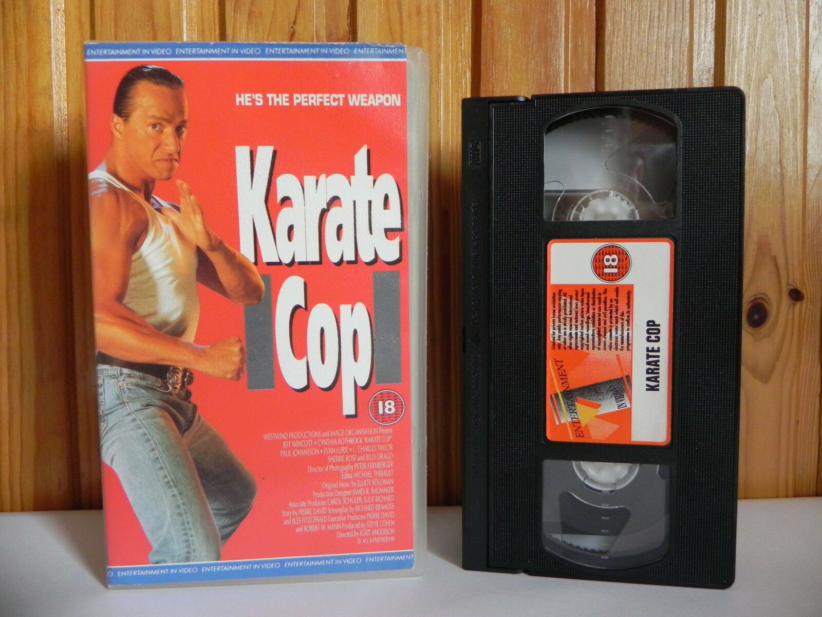 Karate Cop - Entertainment In Video - Martial Arts - Sean Thompson - Pal VHS-