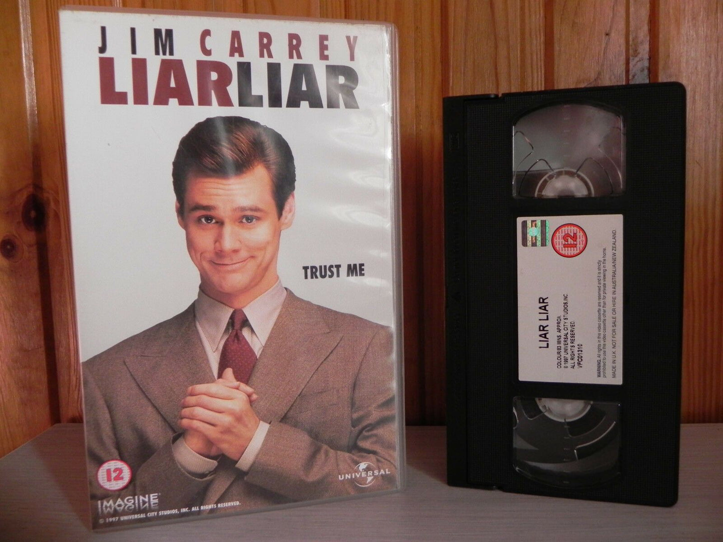 LIAR LIAR - Jim Carrey - Large Box - Ex-Rental - Family Comedy - Universal - VHS-