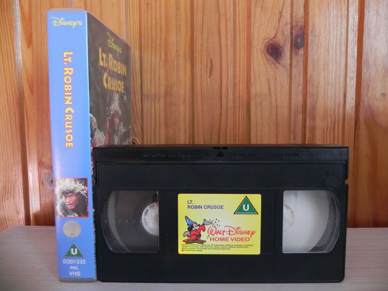 LT. Robin Crusoe - Walt Disney Original - Kid's Video - D210332 - 110 Mins - VHS-