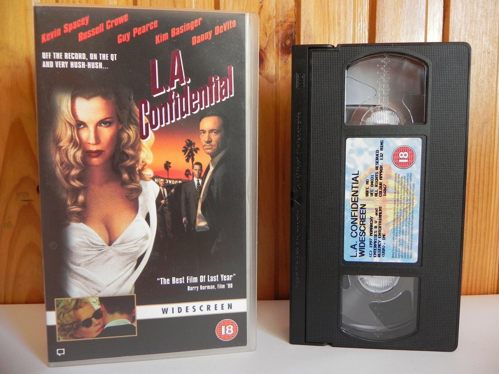 L.A. Confidential - Warner Home - Thriller - Kevin Spacey - Kim Basinger - VHS-