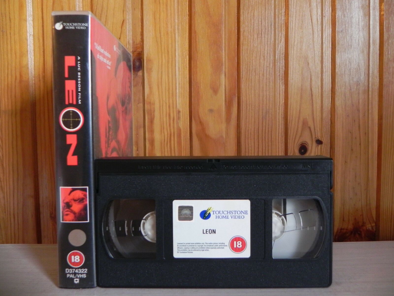 Leon (1994): Crime Action Thriller [Big Box] Jean Reno / Natalie Portman - VHS-