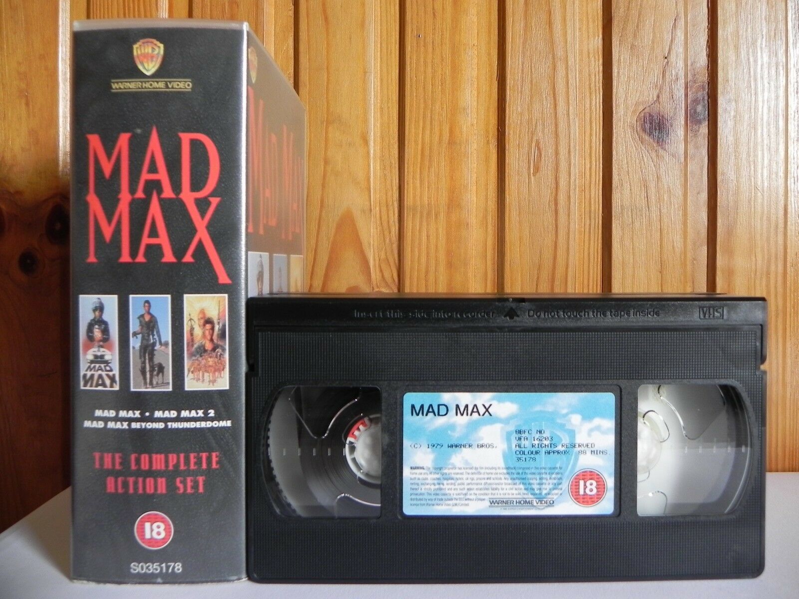 Mad Max: The Complete Action Set - Warner Home - Sci-Fi - Mel Gibson - Pal VHS-