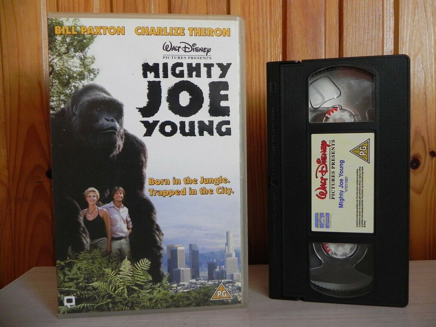 Mighty Joe Young - Large Box - Disney Collectable - Feature Video - Pal VHS-