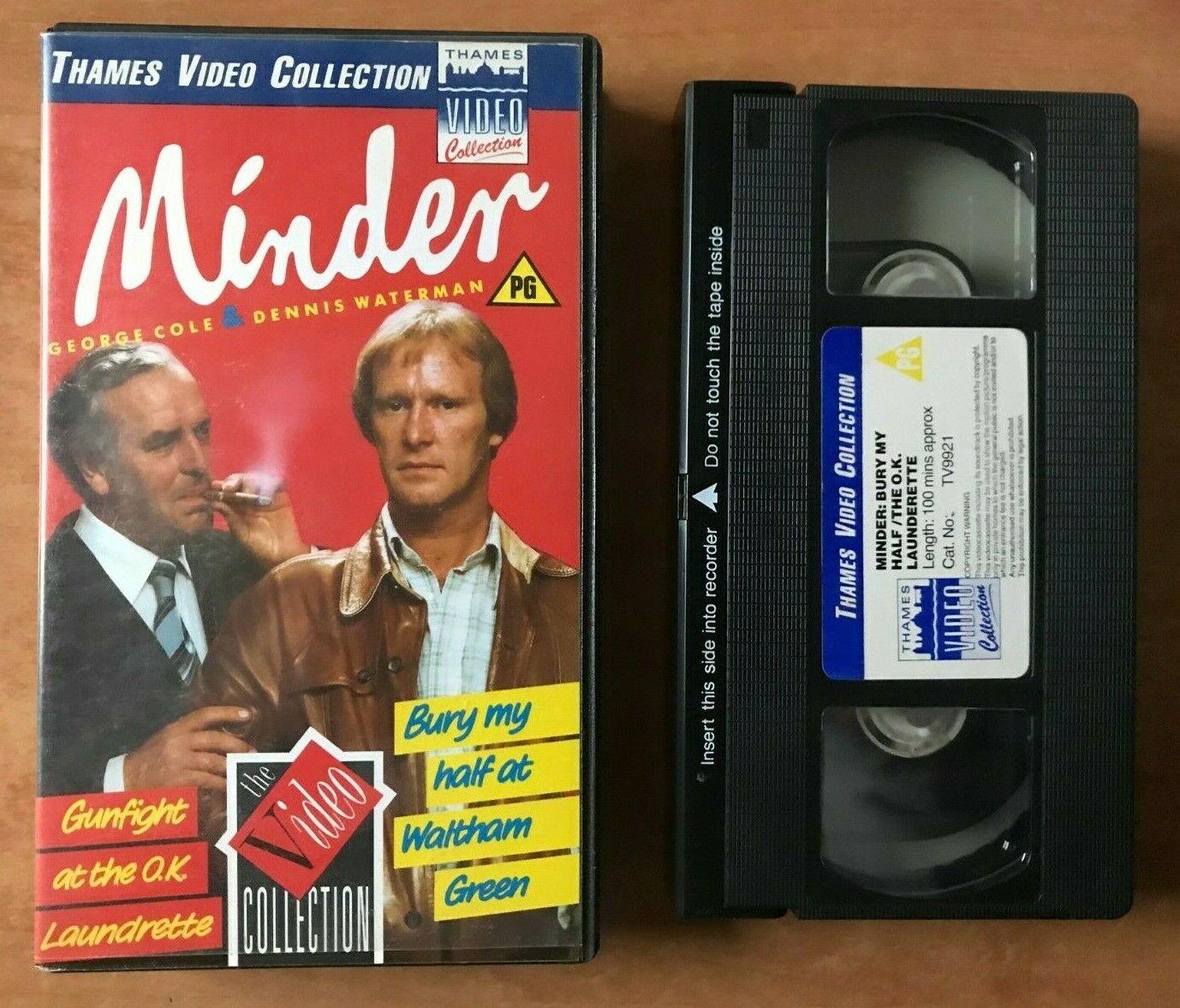 Minder; [George Cole / Dennis Waterman]: Bury My Half At Waltham Green - Pal VHS-