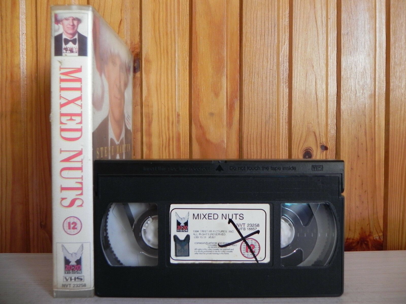 Mixed Nuts - 20 20 Vision - Comedy - Steve Martin - Juliette Lewis - Pal VHS-