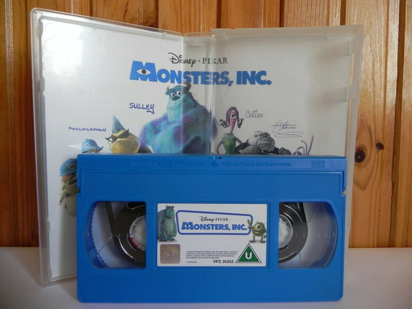 Monsters, INC. - Disney - Pixar - VHS Bonus Features - Animated - Kids - Pal VHS-