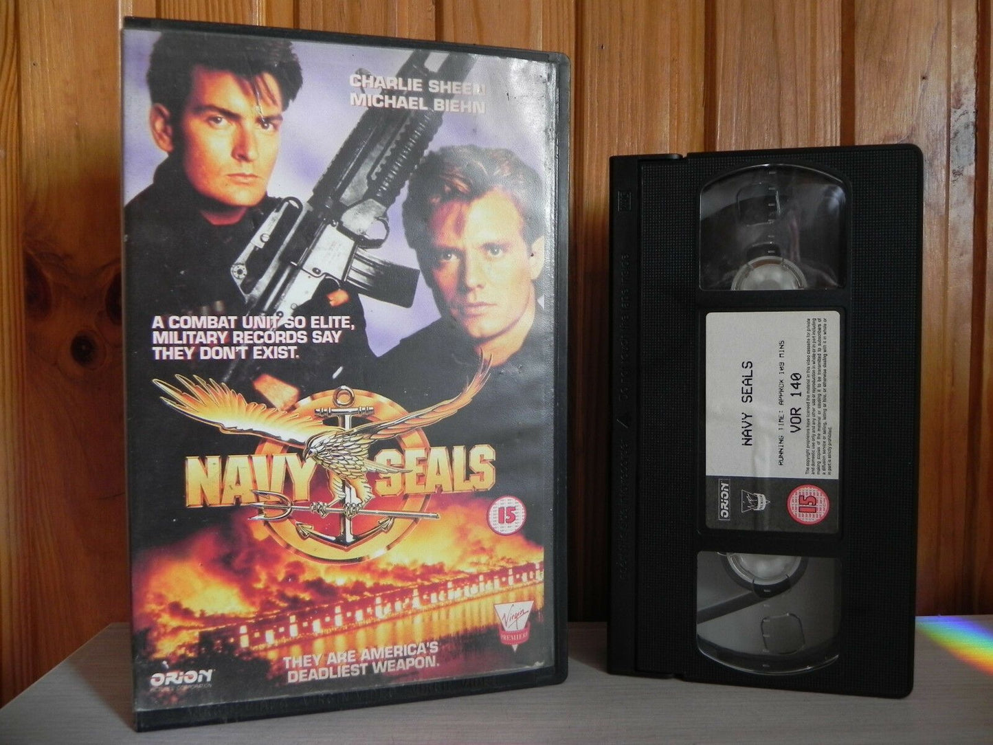 Navy Seals - Collectable Charlie Sheen - Action Virgin Premiere - Big Box - VHS-