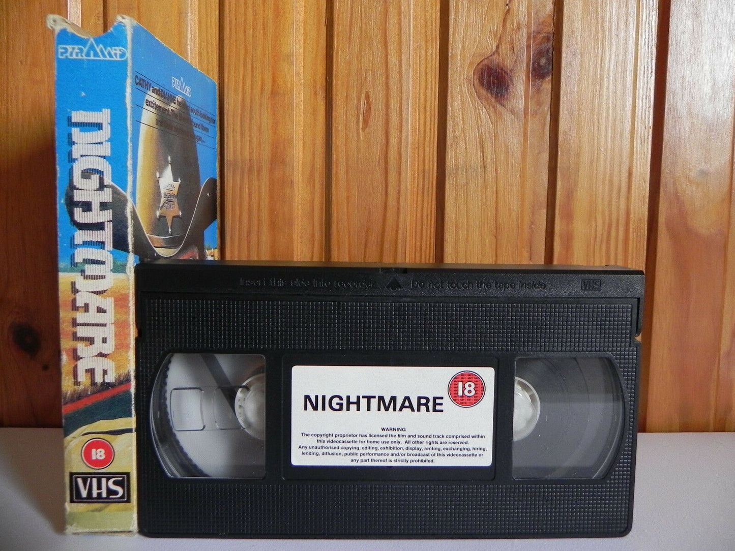 Nightmare - Pyramid - Thriller - Chuck Connors - Deborah Raffin - Pal VHS-