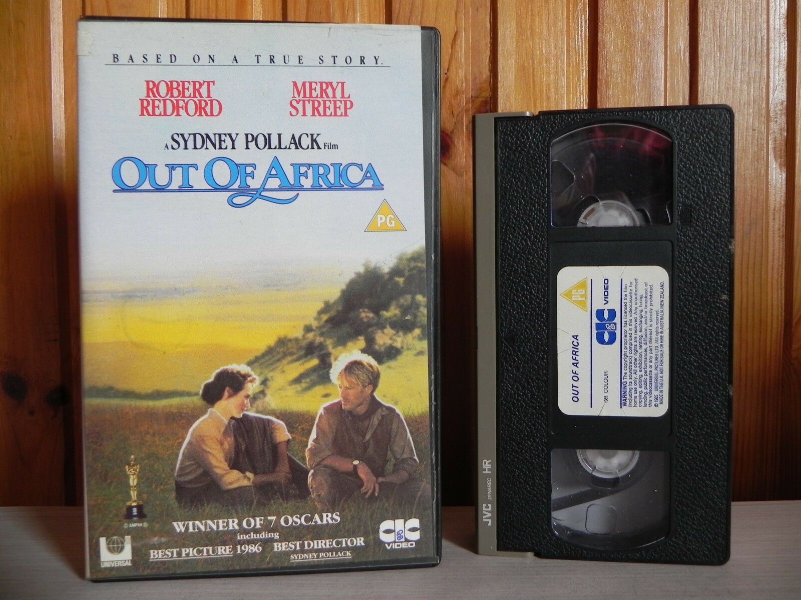 Out Of Africa - CIC Video - Meryl Streep - Robert Redford - 7 Oscar Winner - VHS-