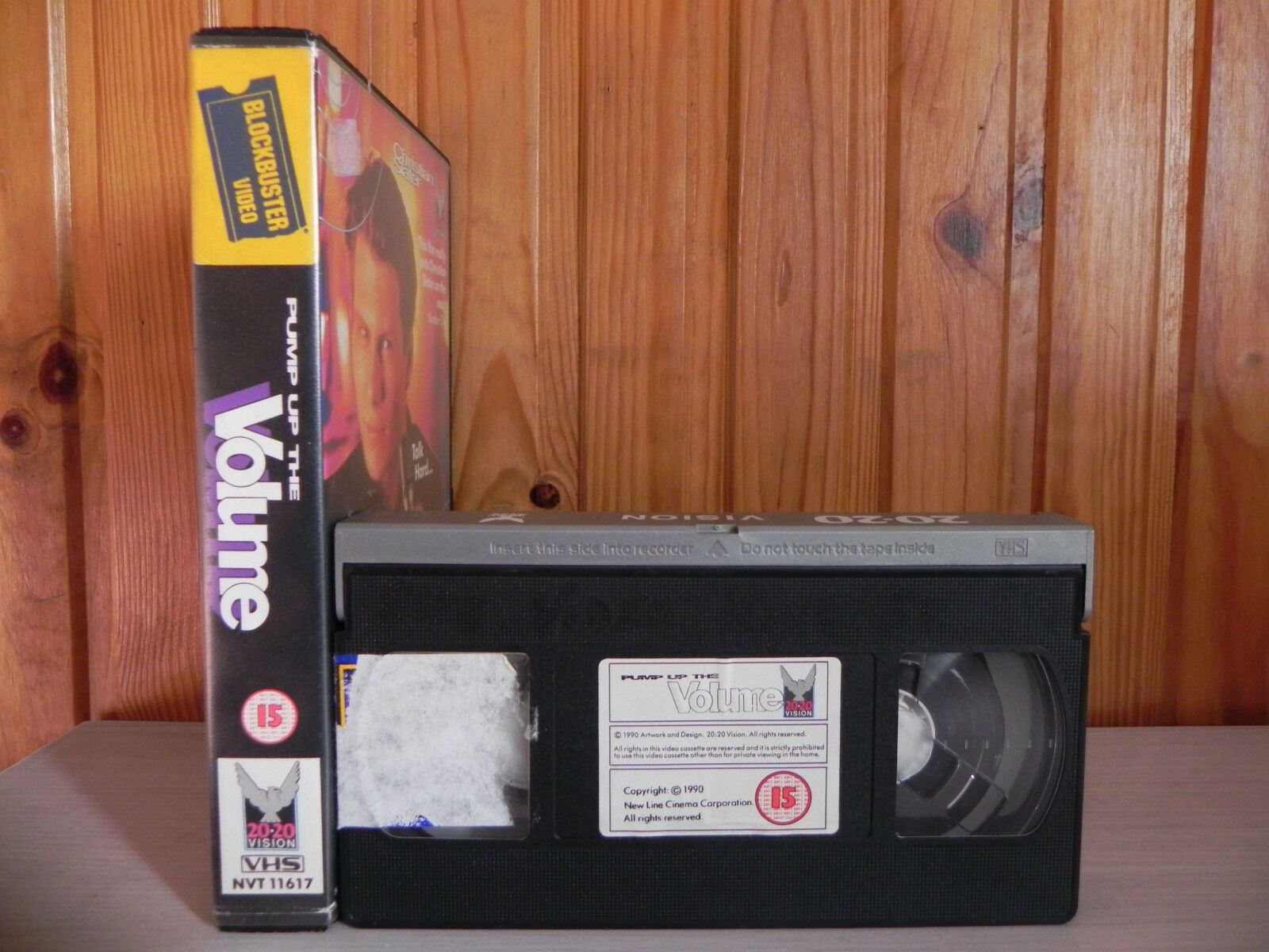 Pump Up The Volume - Big Box - 20/20 - Early Christian Slater - Comedy - 90s VHS-