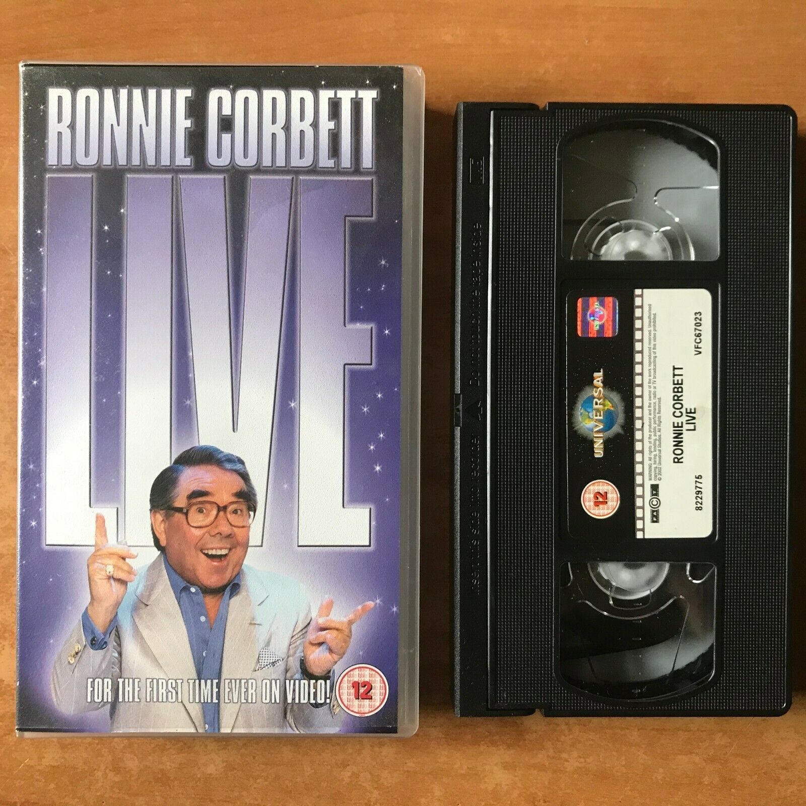 Ronnie Corbett Live (2004); [The Chair Monologues] Stand-Up - Comedy - Pal VHS-