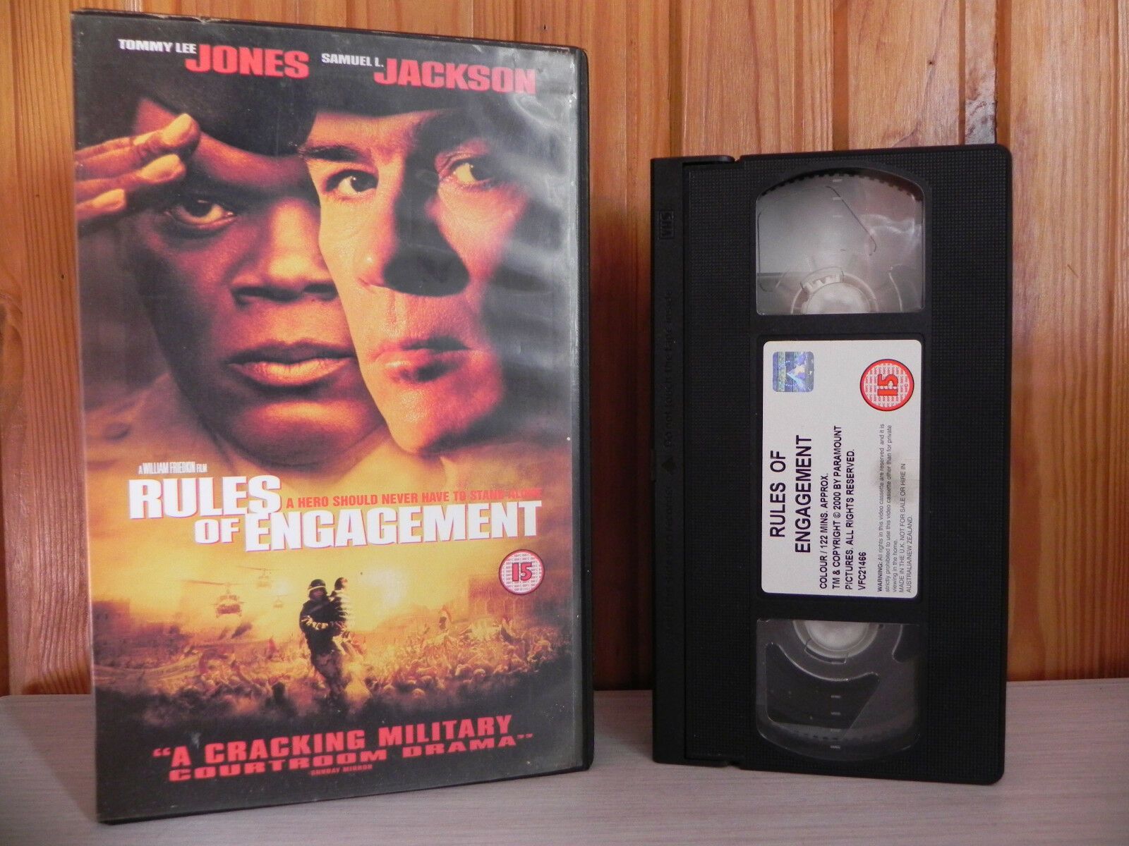 Rules Of Engagement - Tommy Lee Jones/Samuel L. Jackson - War {Twist} Video VHS-