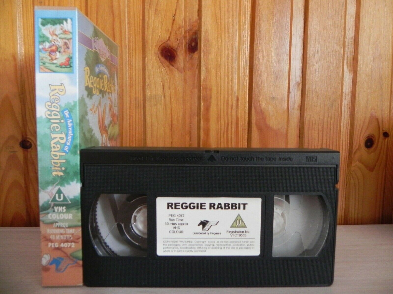 SONY MUSIC - REGGIE RABBIT - MUSICAL VERSION - CHILDRENS VIDEO - RARE PAL VHS-