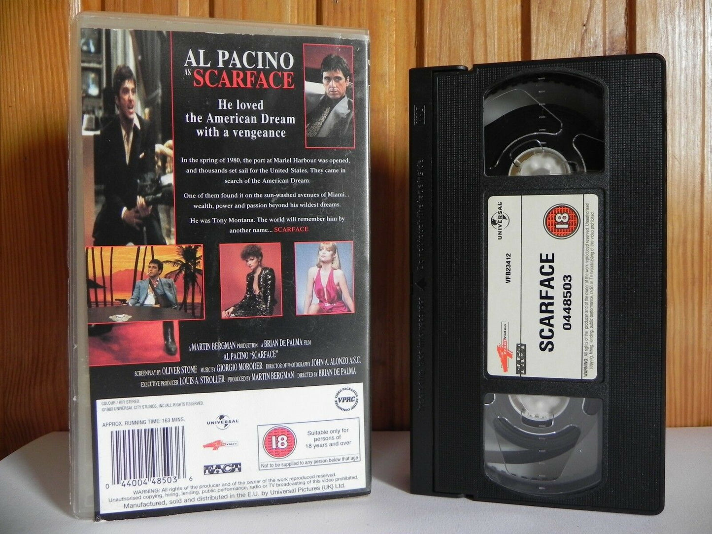 Scarface - Universal - Drama - Cert (18) - Al Pacino - Michelle Pfeiffer - VHS-