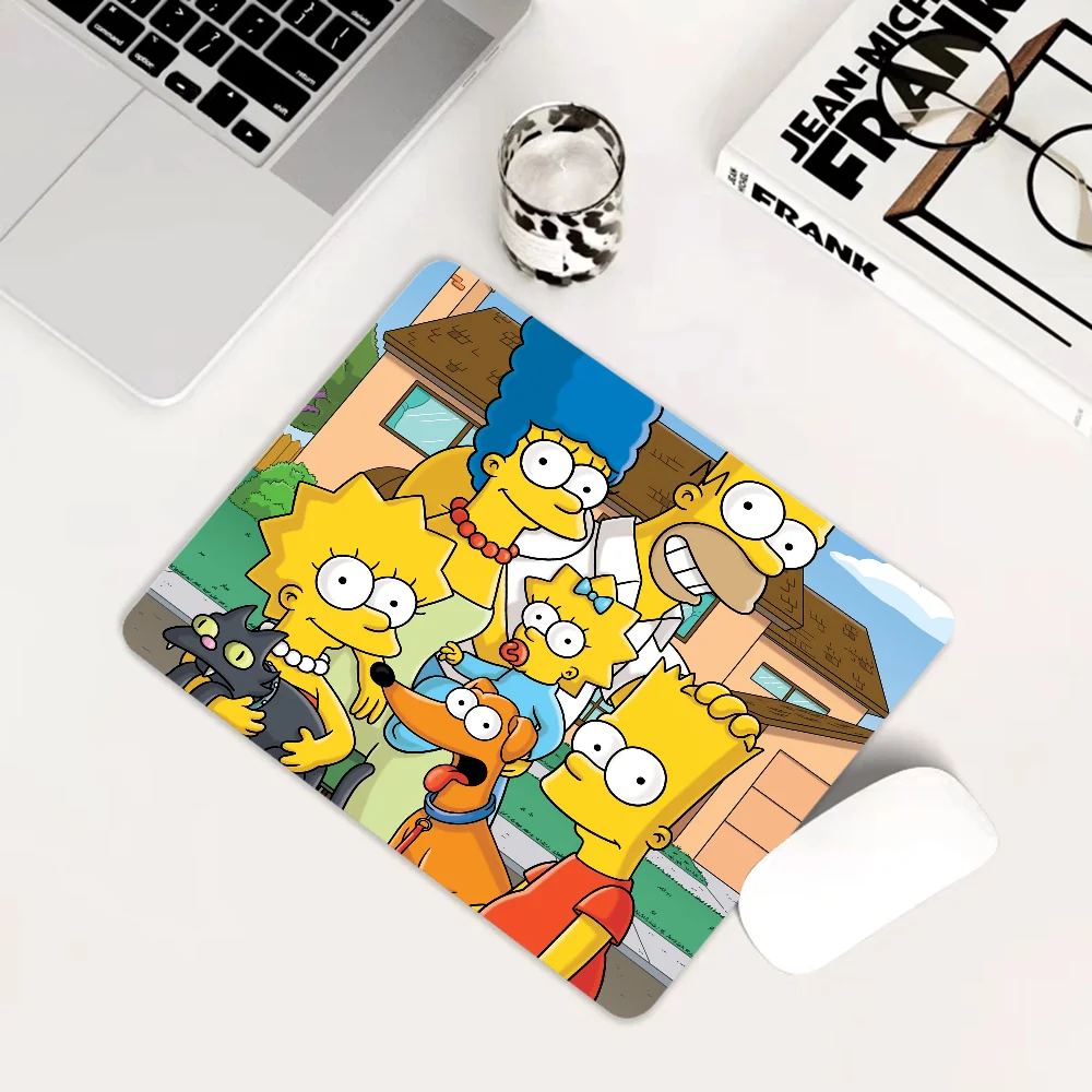 Cartoon Simpsons Mousepad - Custom Desk Mat for Gaming or Writing - Fun Present for Students or Office Workers-z4-Not LockEdge 25x29cm-