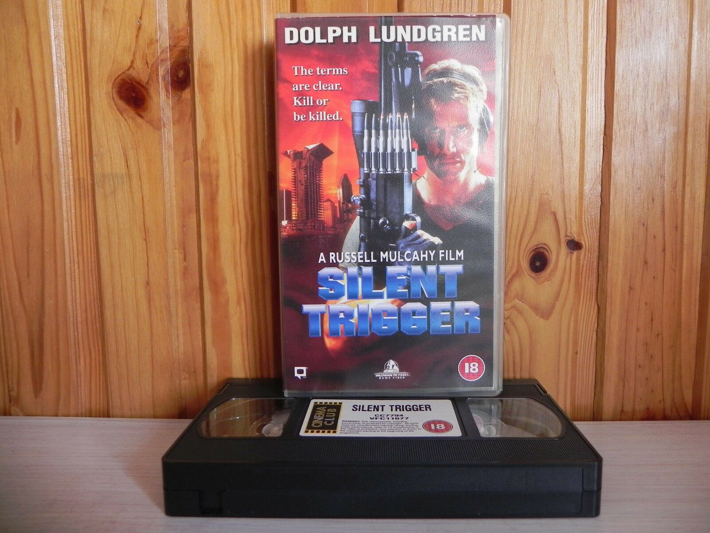 Silent Trigger - Dolph Ludgren - Assassin Action - 1996 Video - Small Box - VHS-