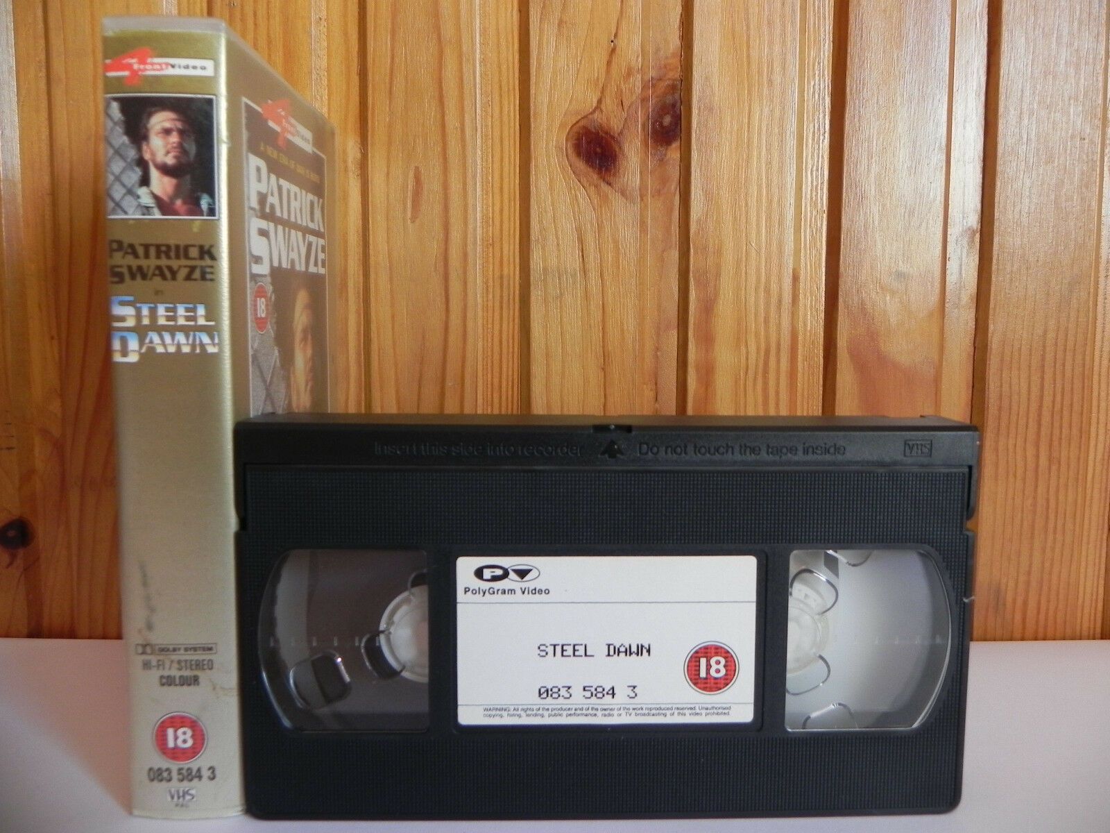 Steel Dawn (1987): "Mad Max" Syle - Action Sci-Fi - Patrick Swayze - Pal VHS-