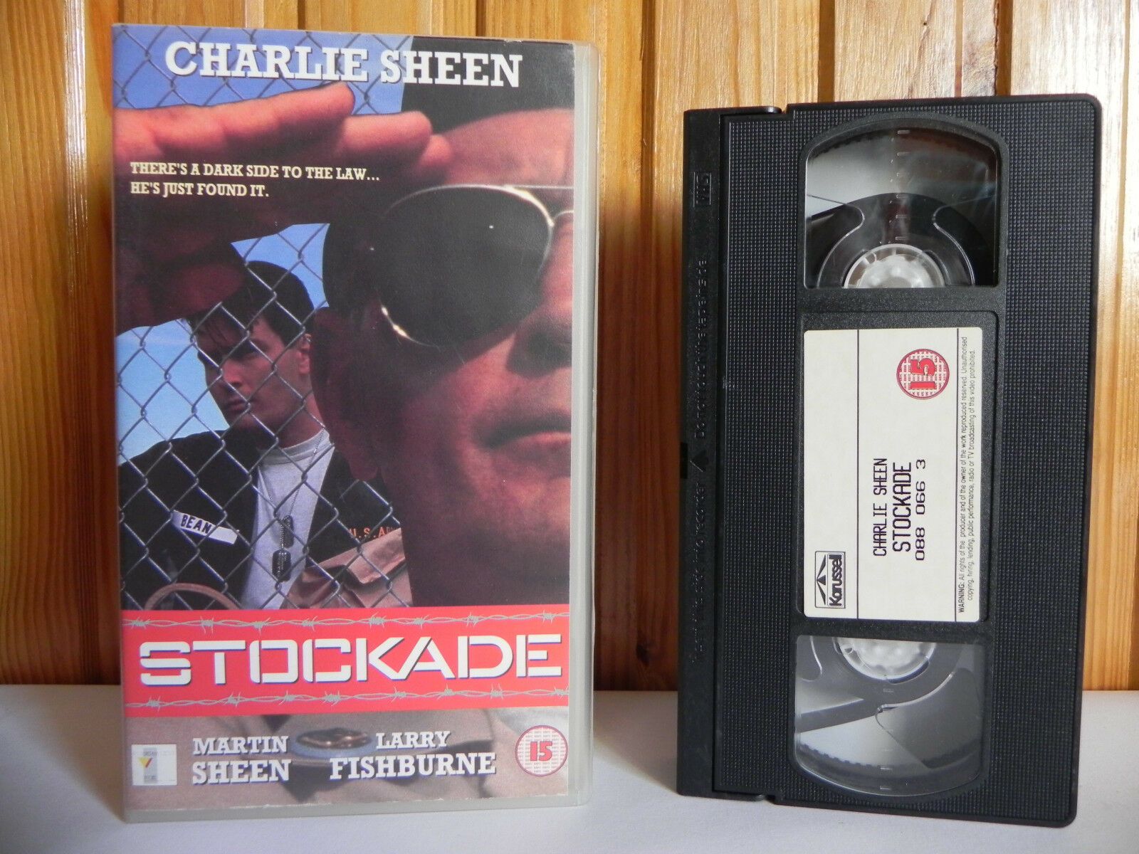 Stockade - 4 Front - Drama - Ex-Rental - Charlie Sheen - Martin Sheen - Pal VHS-