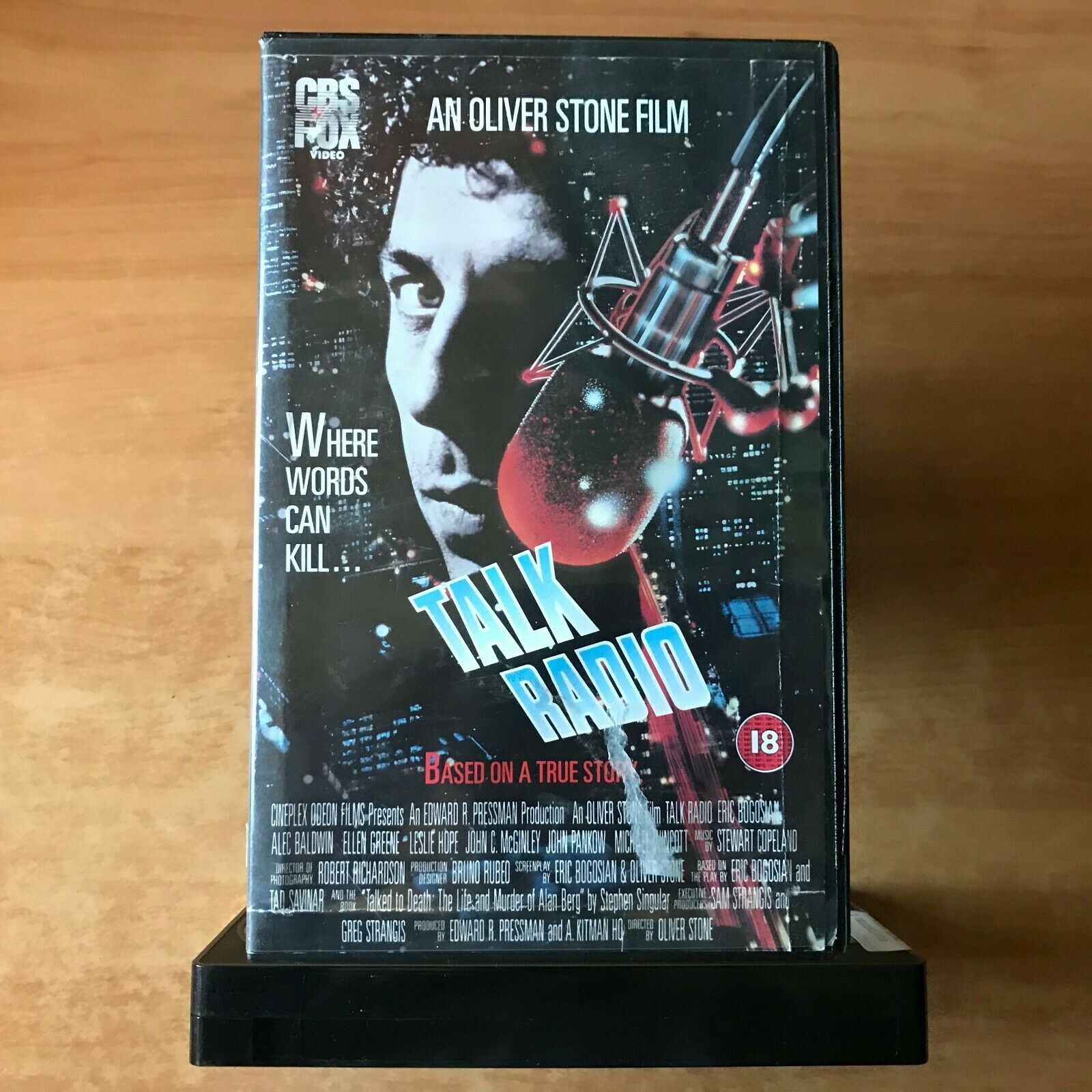 Talk Radio; [Oliver Stone] True Story Drama - Large Box - Alec Baldwin - Pal VHS-