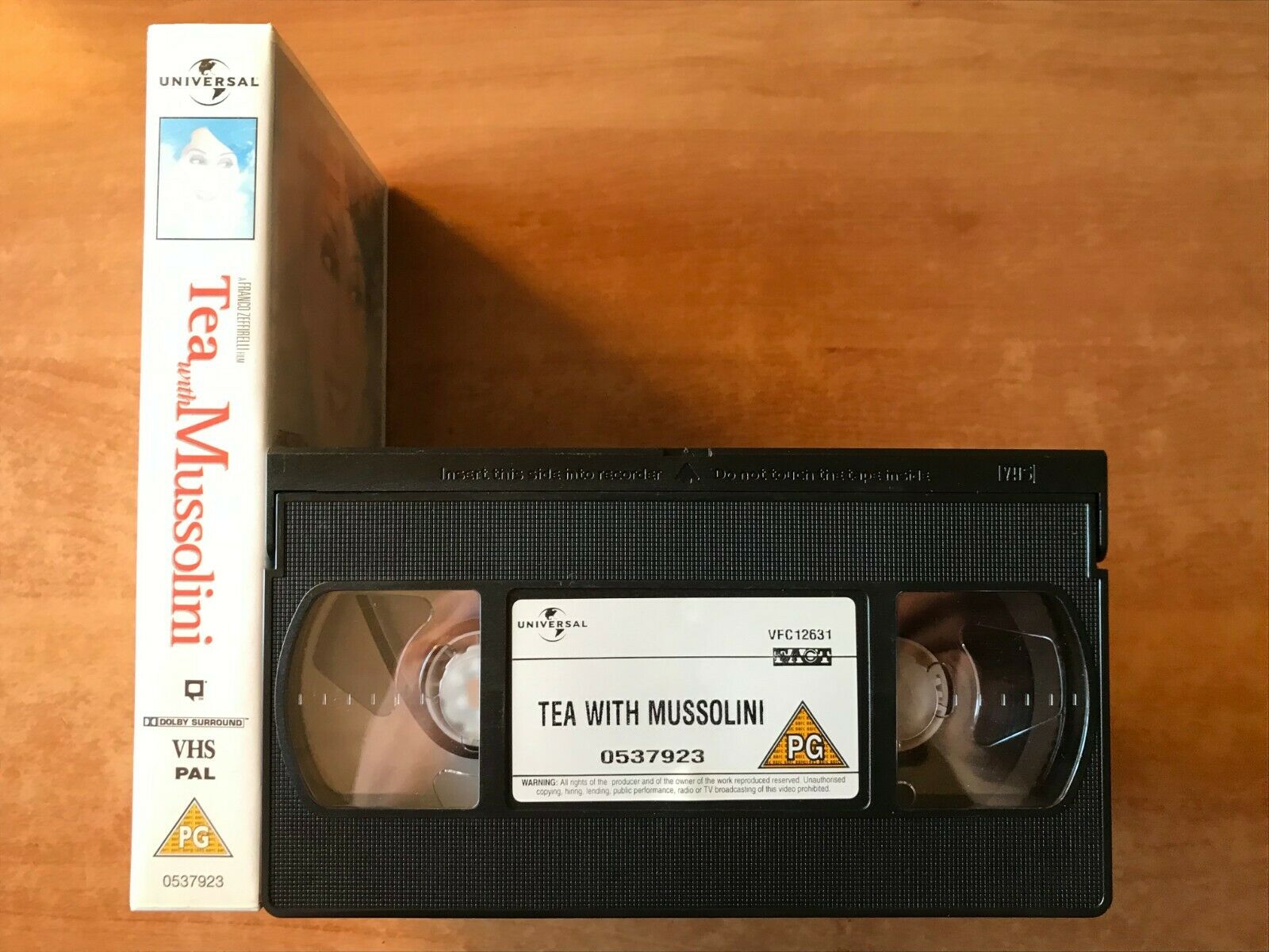 Tea With Mussolini (1999): War Drama - Comedy - Maggie Smith / Cher - Pal VHS-