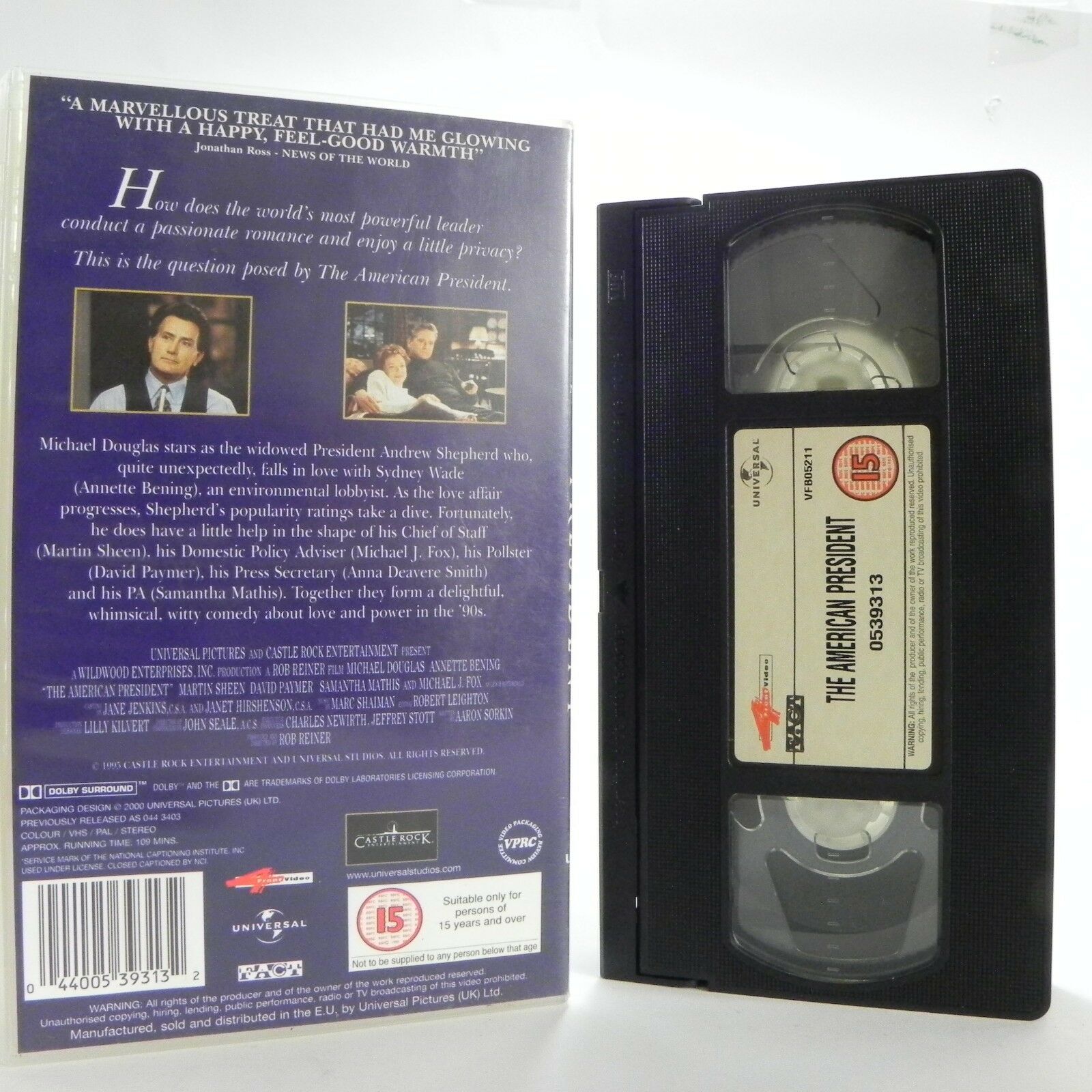 The American President: Universal (1995) - Romance/Drama - M.Douglas - VHS-