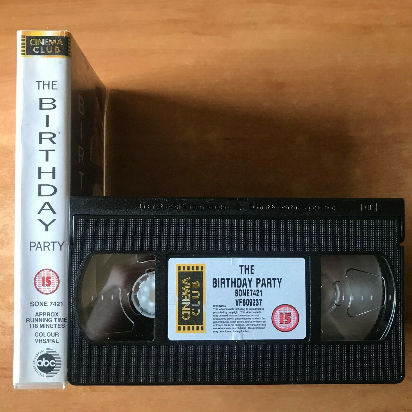 The Birthday Party (1968); Harold Pinter - Mystery Thriller - Robert Shaw - VHS-