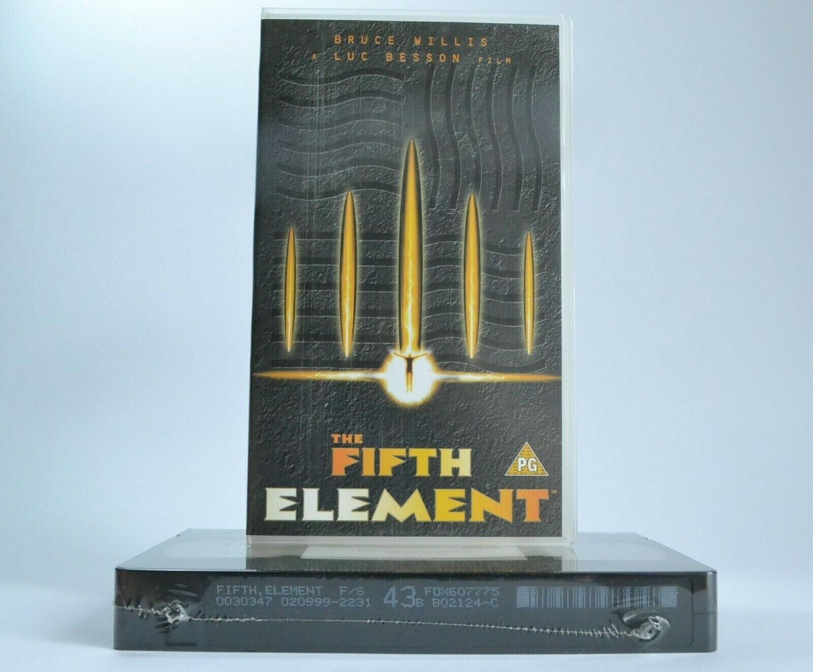 The Fifth Element (1997): Brand New Sealed - Sci-Fi - Bruce Willis - Kids - VHS-