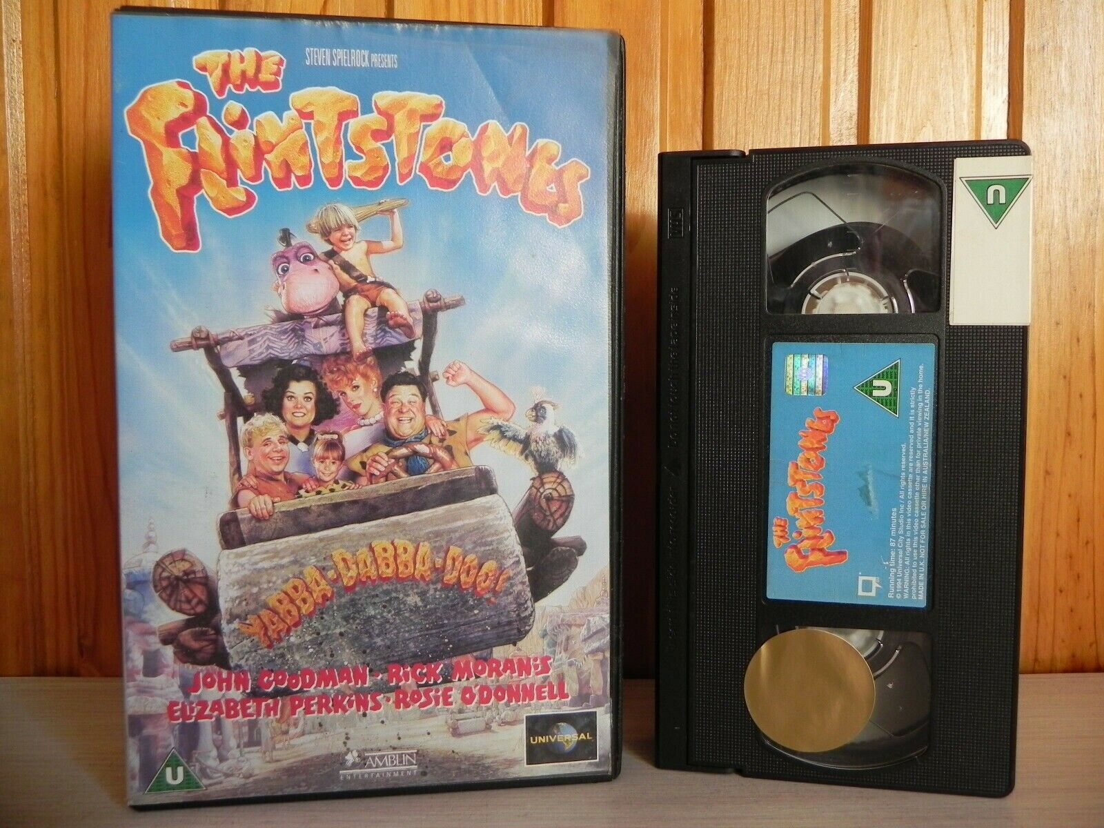 The Flintstones - Big Box - Universal - Family Video - Comedy - Halle Berry VHS-