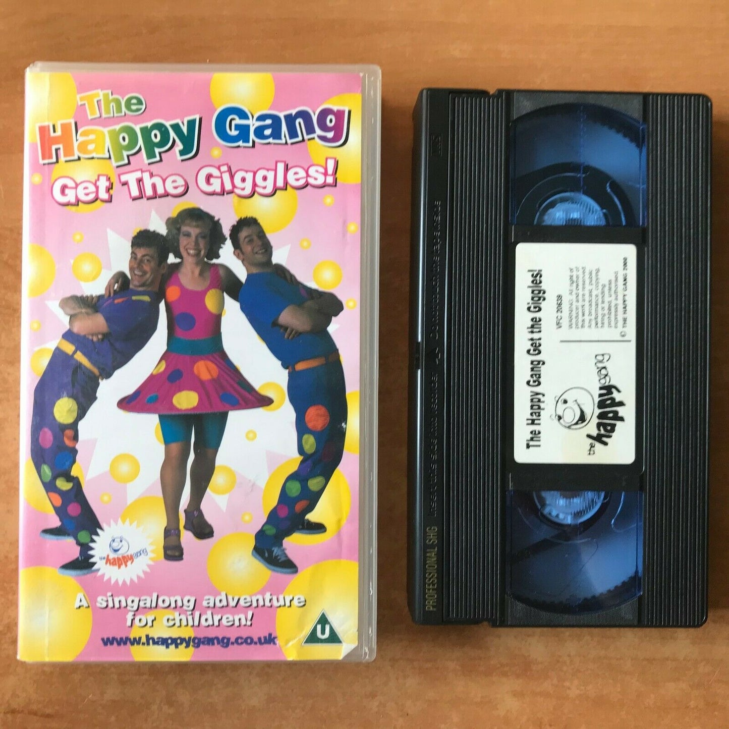 The Happy Gang: Get The Giggles: "Apples And Bananass" - Singalong - Kids - VHS-