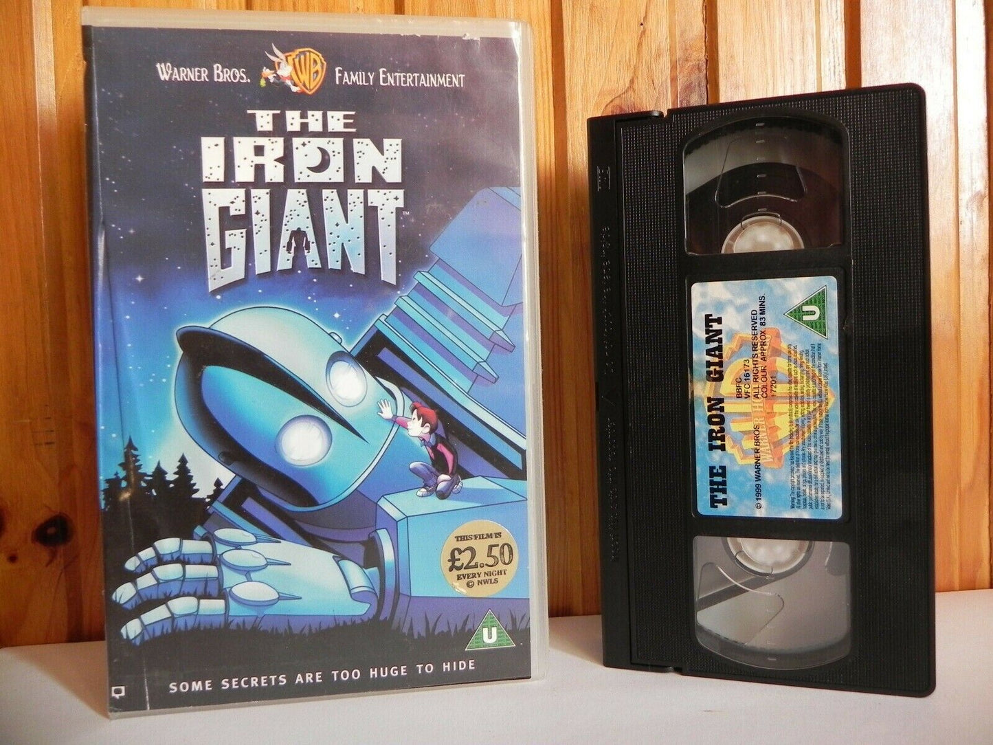 The Iron Giant - Large Box - Warner - Animated - Adventure - Children's - VHS-