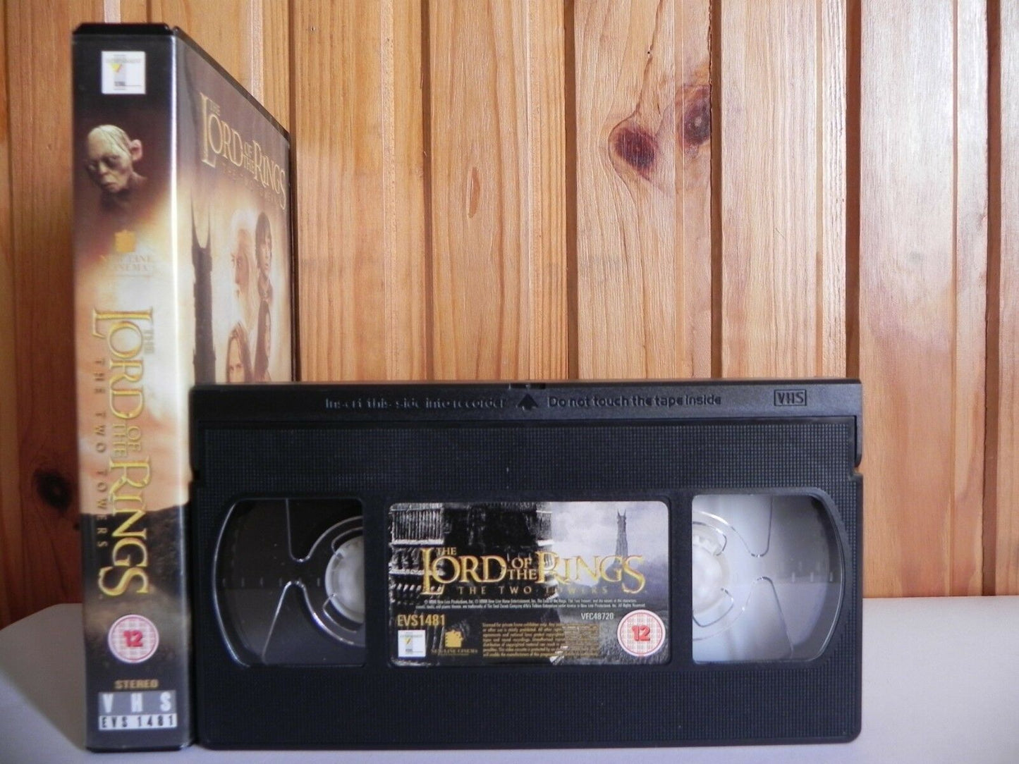 The Lord Of The Rings: The Two Towers - Entertainment In Video - Fantasy - VHS-