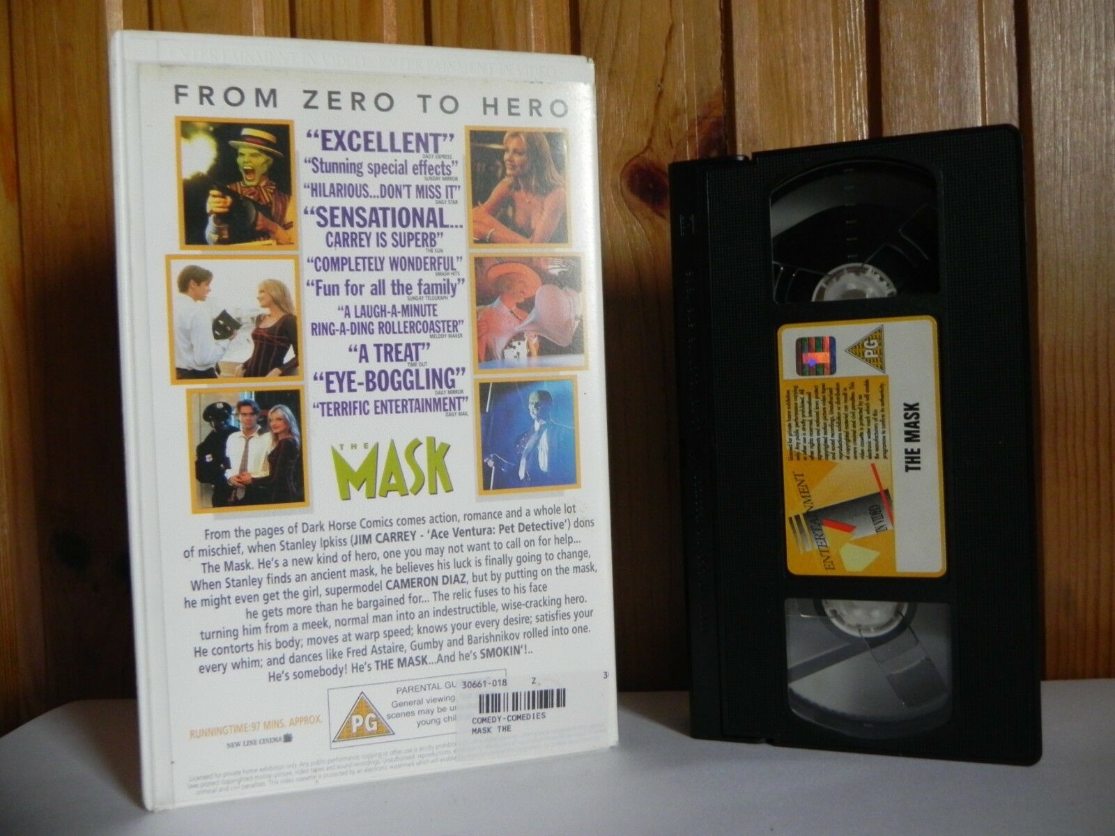 The Mask: Original Large Box - Criminal Comedy (Rental Video) - Jim Carrey - VHS-