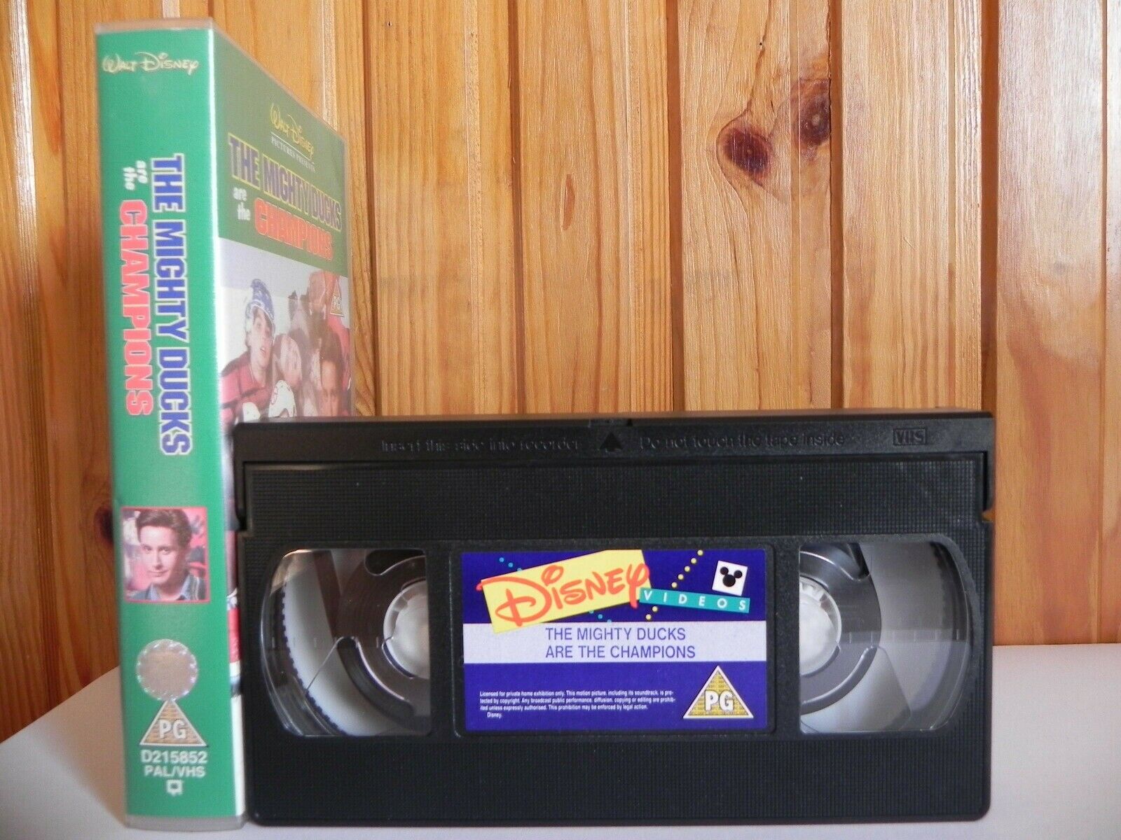 The Mighty Ducks Are The Champions - Walt Disney - Family - Children's - VHS-