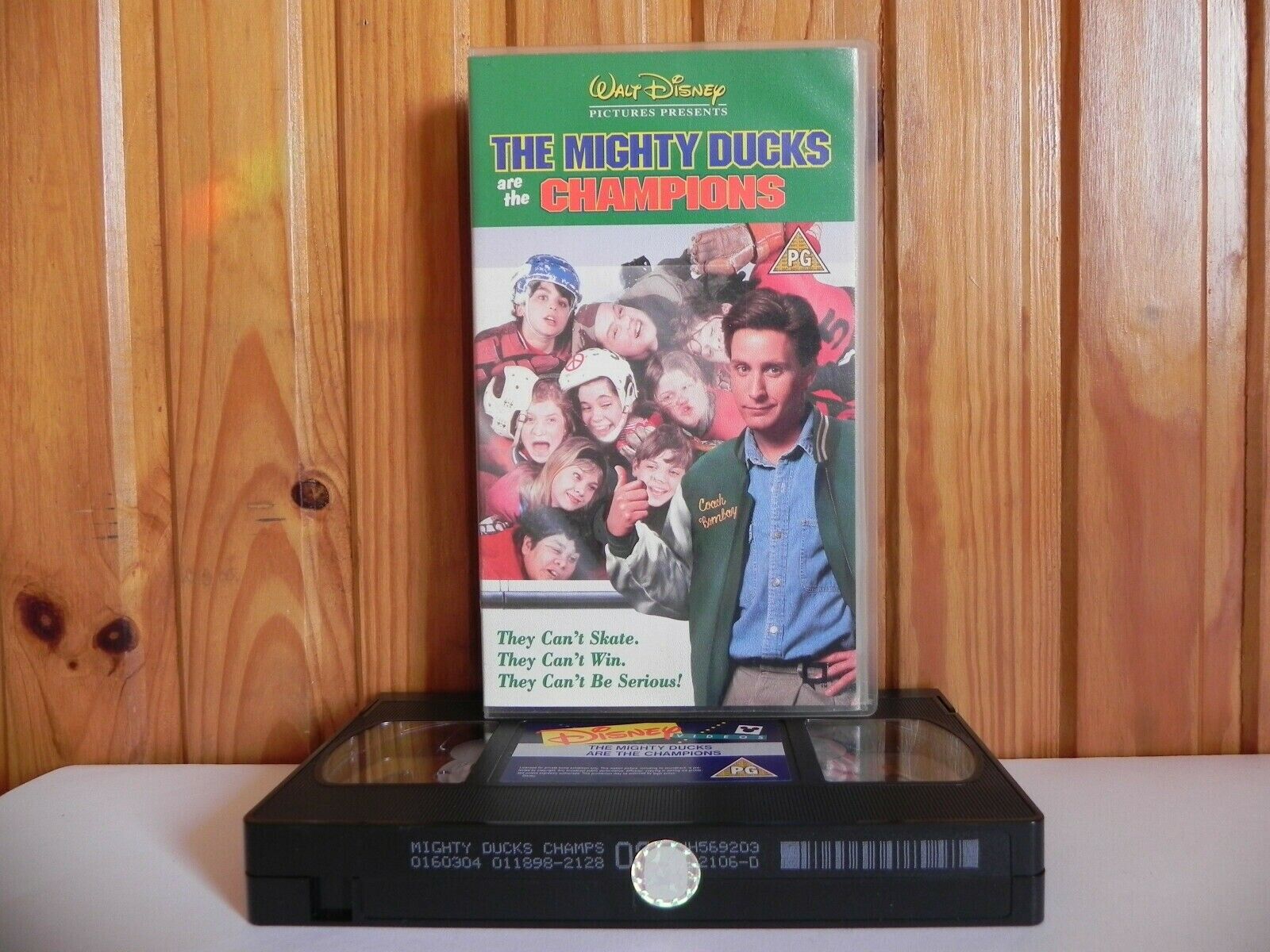 The Mighty Ducks Are The Champions - Walt Disney - Family - Children's - VHS-