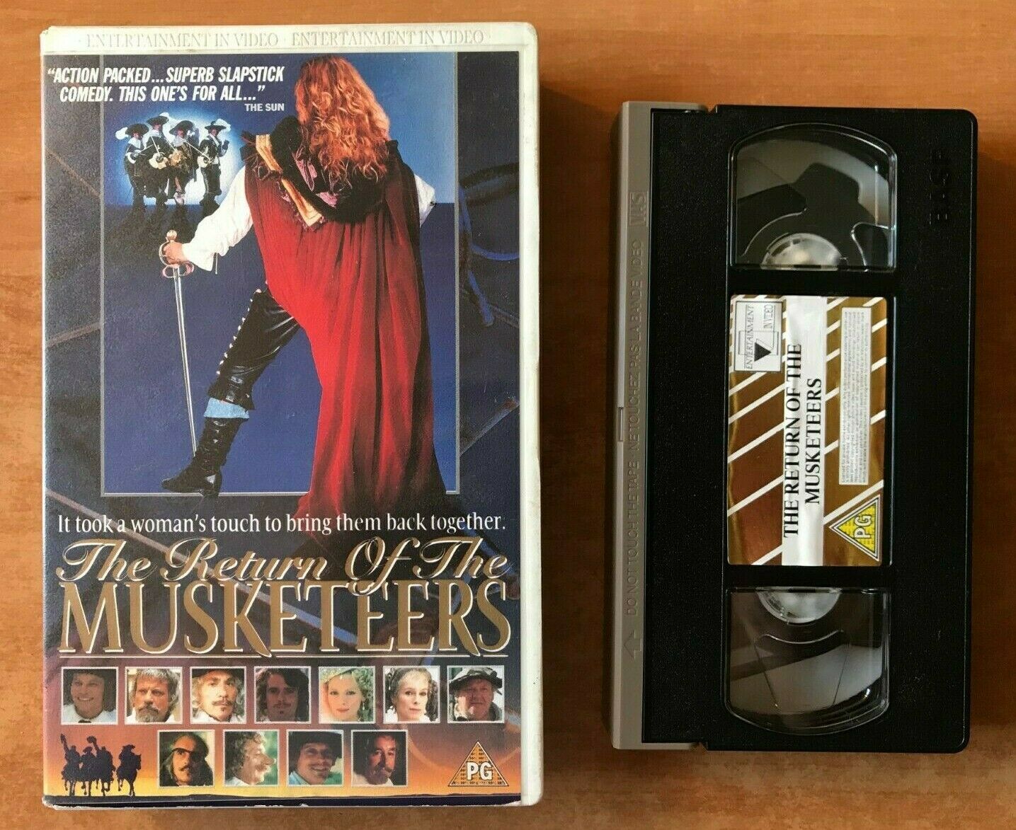 The Return Of The Muskeeters: Action Adventure [Large Box] Michael York - VHS-