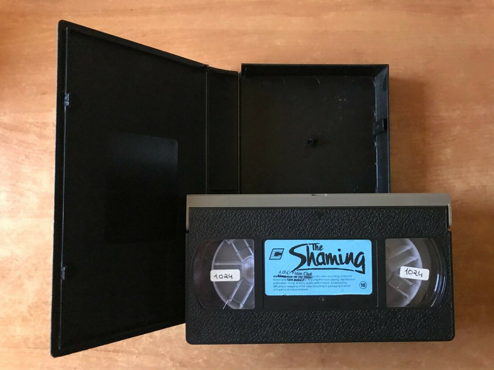 The Shaming; [Marvin Chomsky] Thriller - Donald Pleasance/Dorothy Malone - VHS-