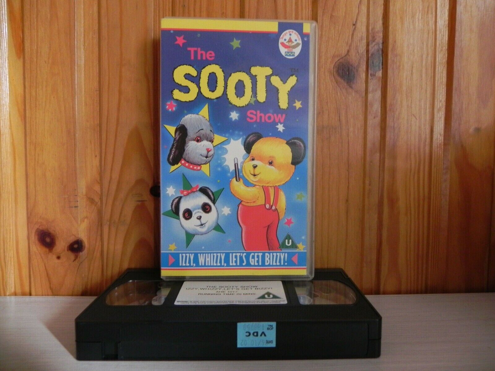 The Sooty Show: Izzy, Whizzy, Let's Get Bizzy - Action Video - Children's - VHS-