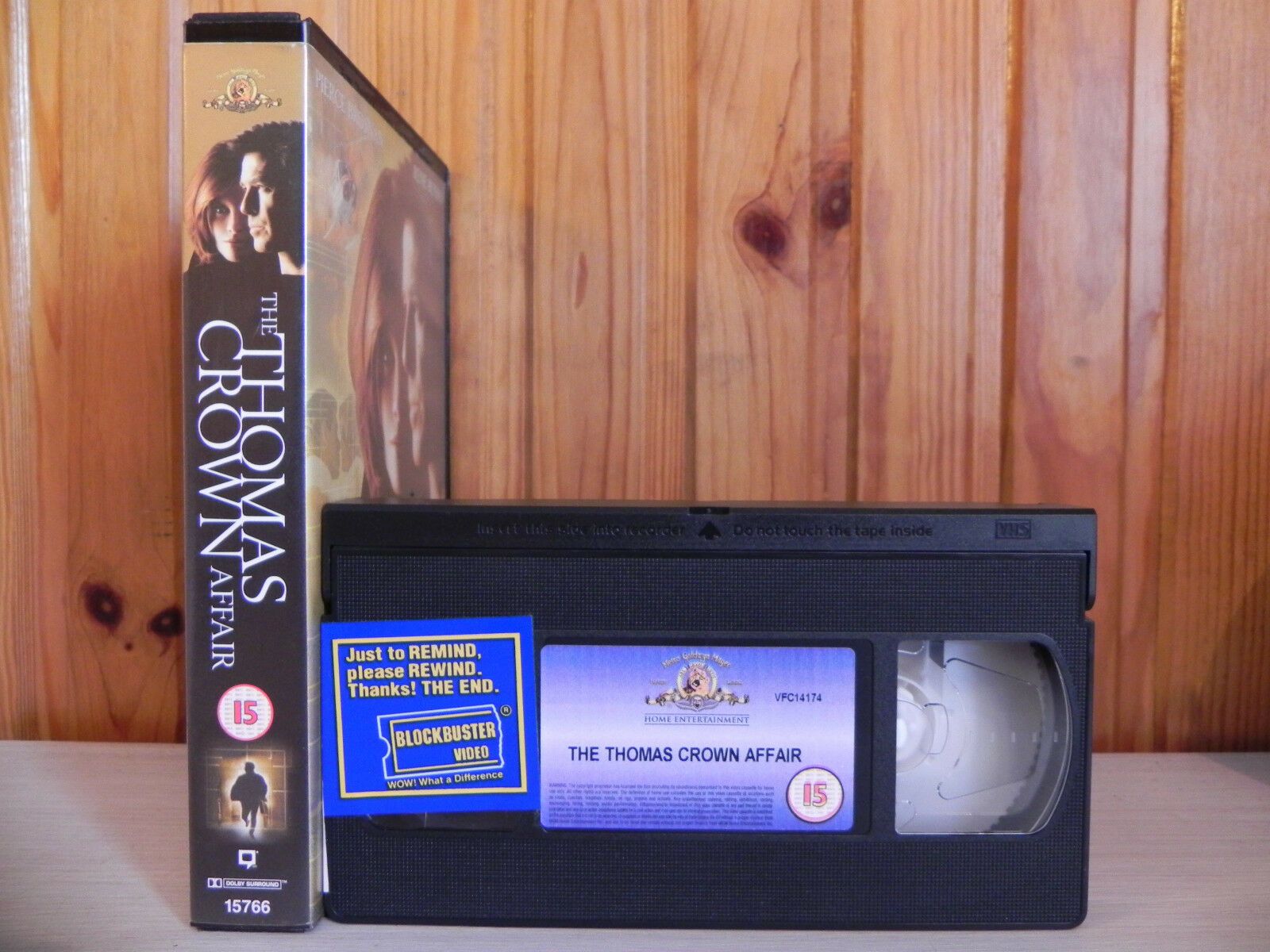 The Thomas Crown Affair - Brosnan - Russo - Slick Mystery Thriller -Rental- VHS-