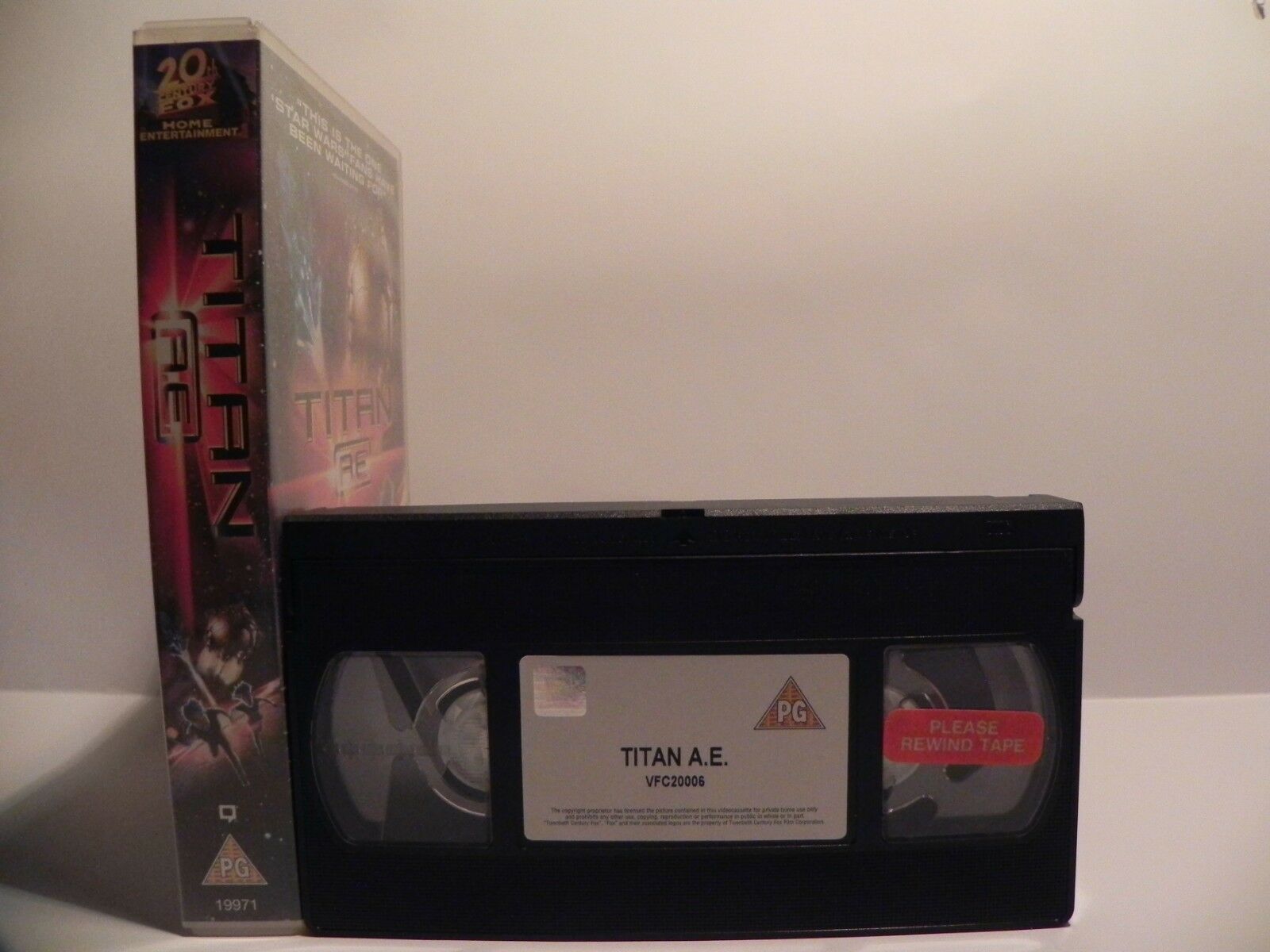 Titan A.E. - Large Box - Post Apocalyptic Sci-Fi - Alien - Earth Wipeout - VHS-